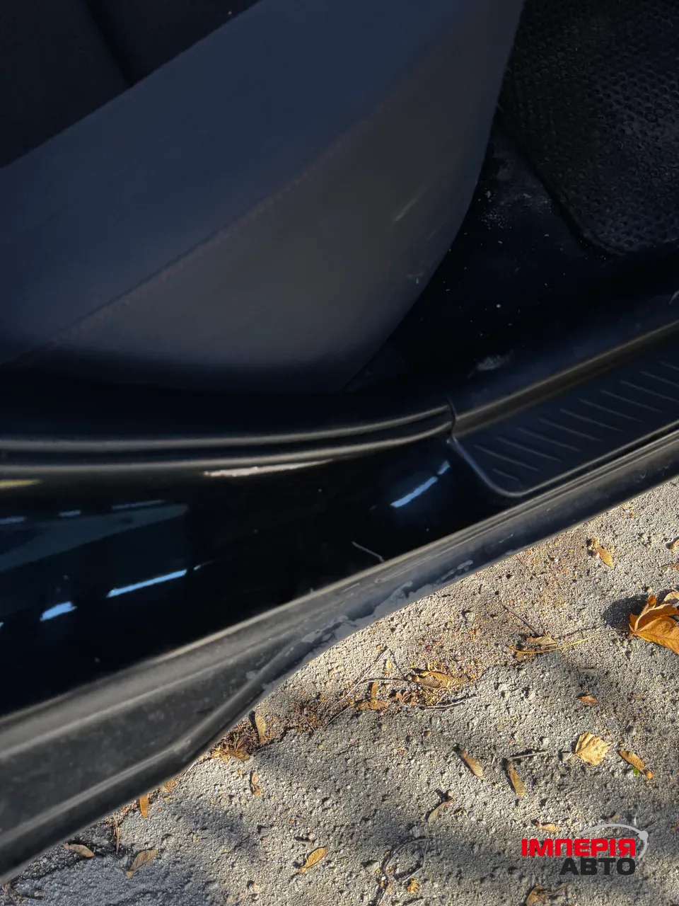 Mazda 3 - фото 8