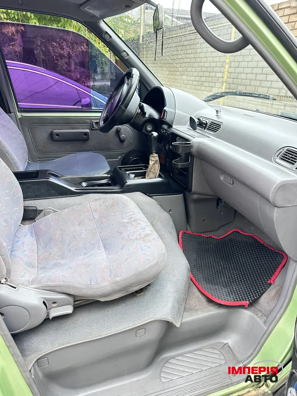 Nissan Serena - фото 2