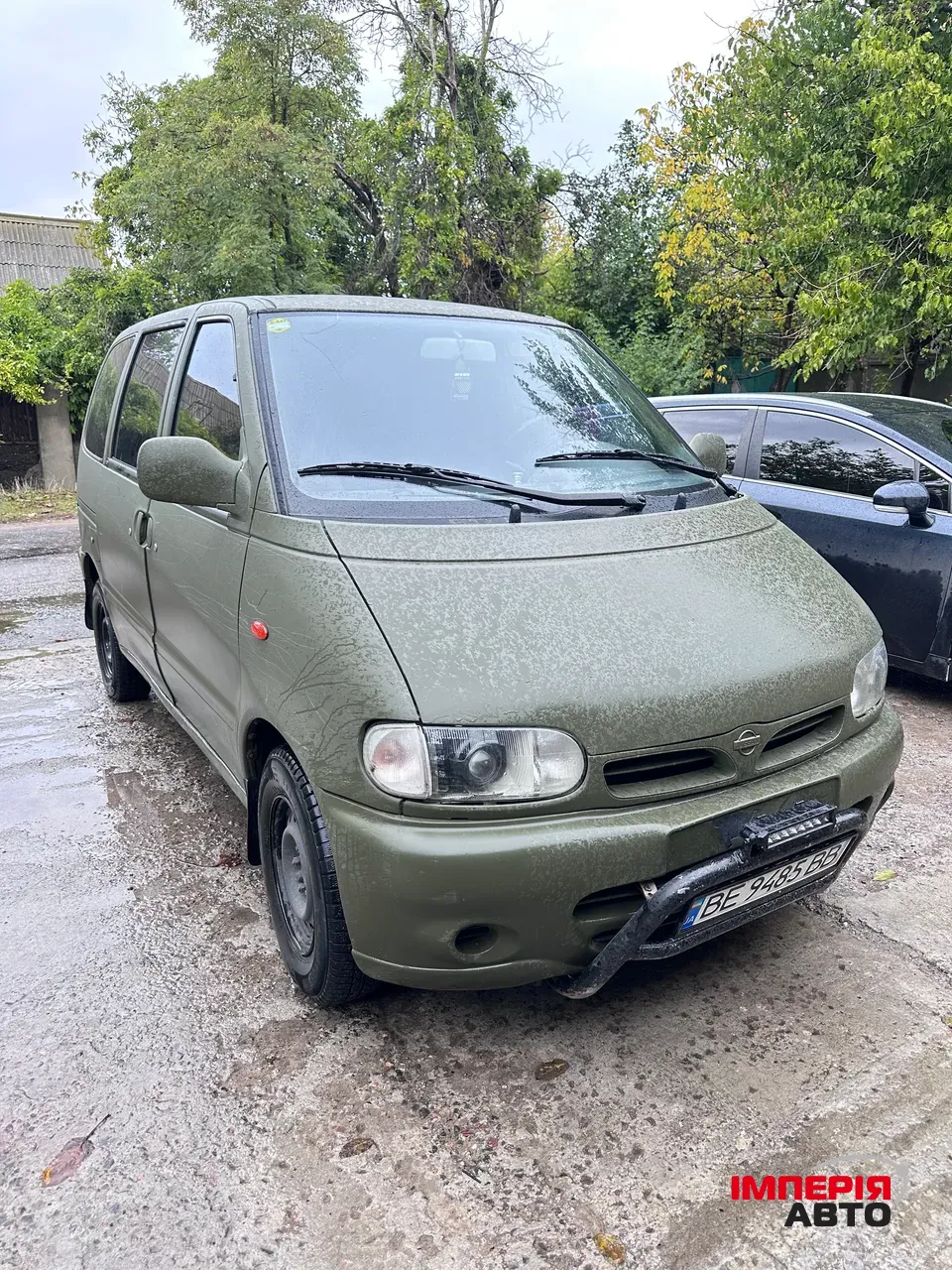 Nissan Serena - фото 1