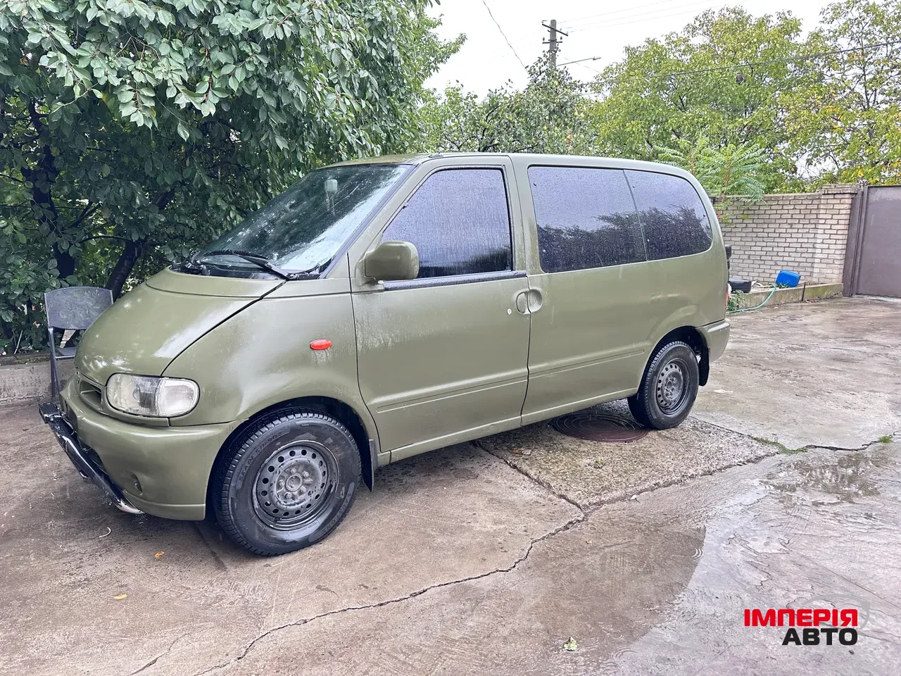 Nissan Serena - фото 3