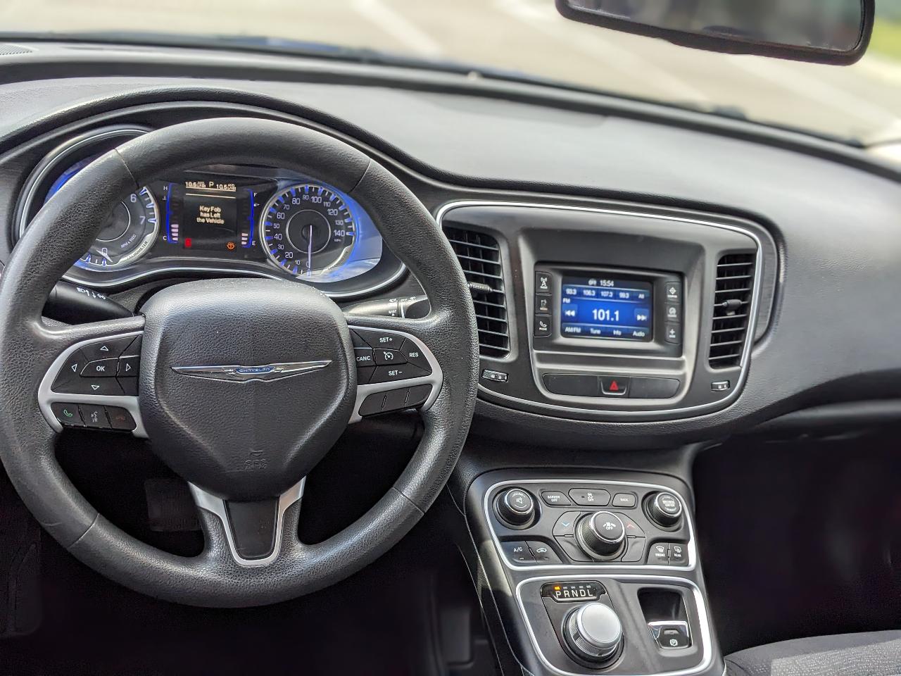 Chrysler 200 - фото 9