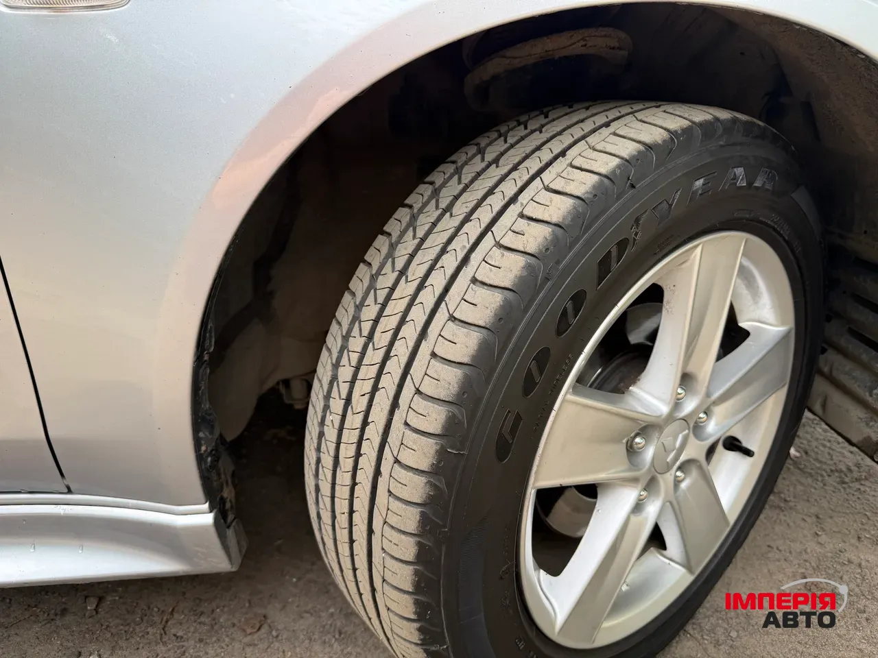 Mitsubishi Lancer - фото 4