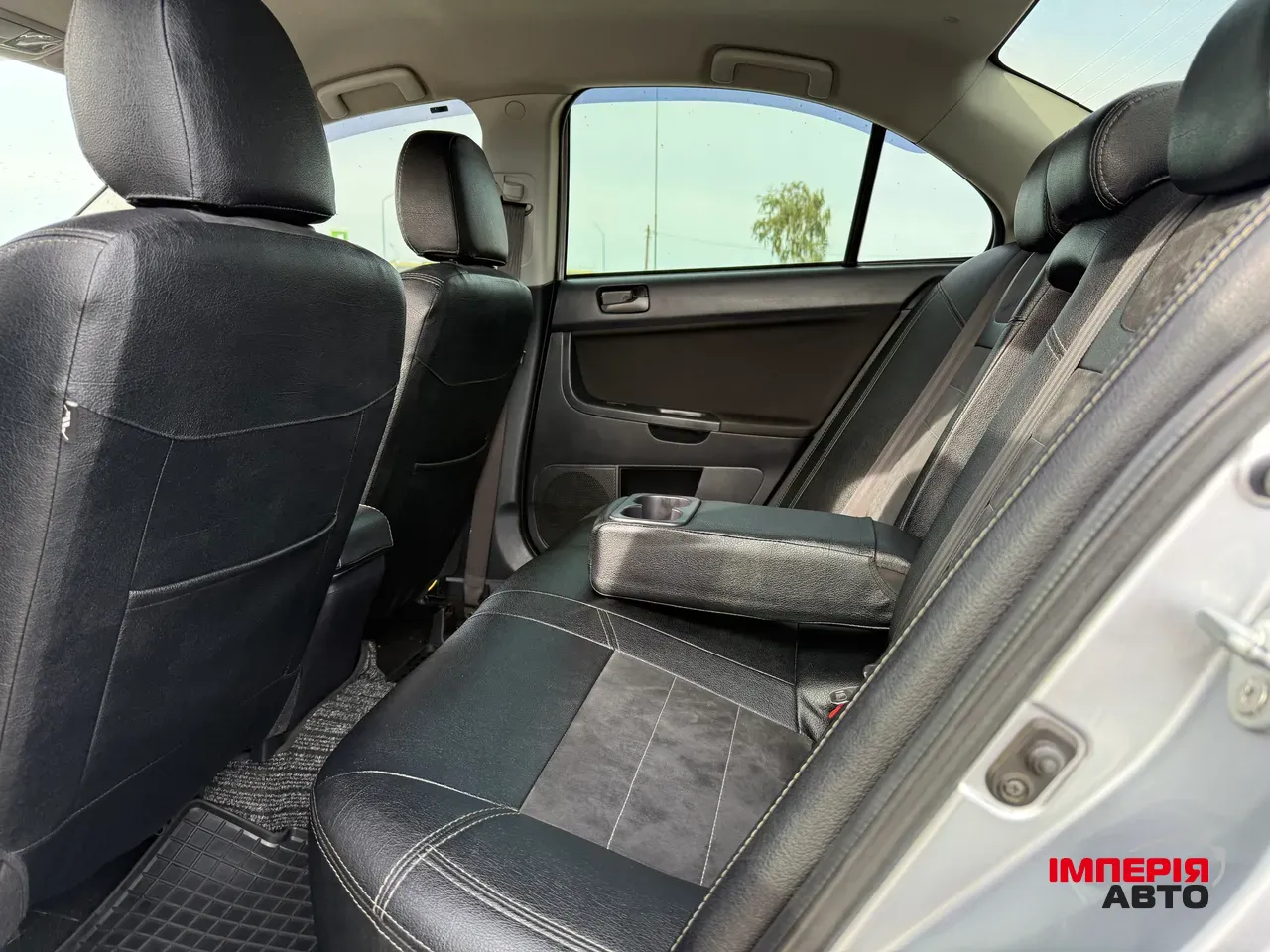 Mitsubishi Lancer - фото 8