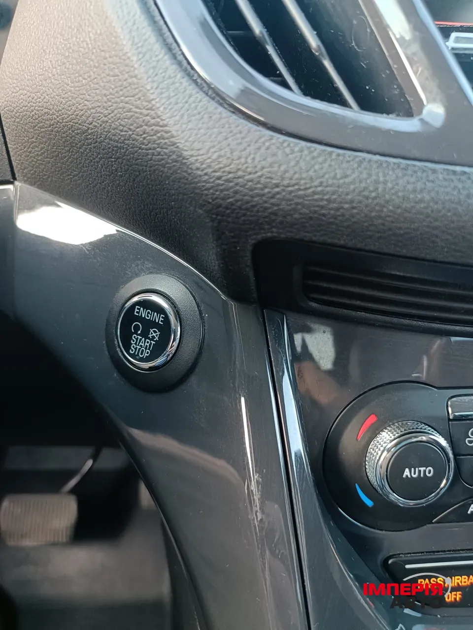 Ford Escape - фото 12