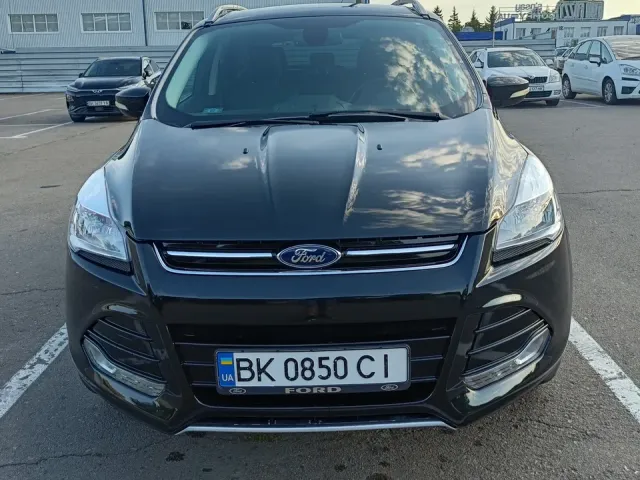 Ford Escape - фото 1