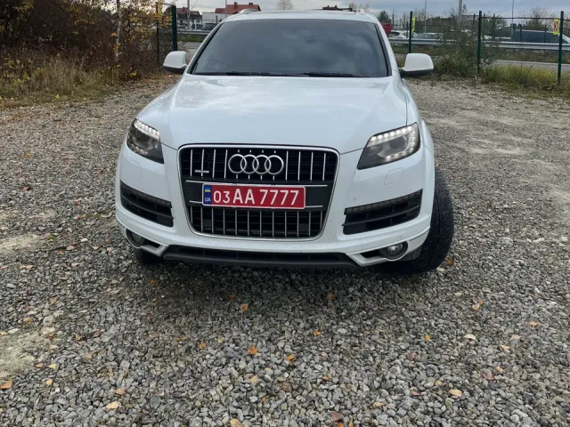 Audi Q7 - фото 2