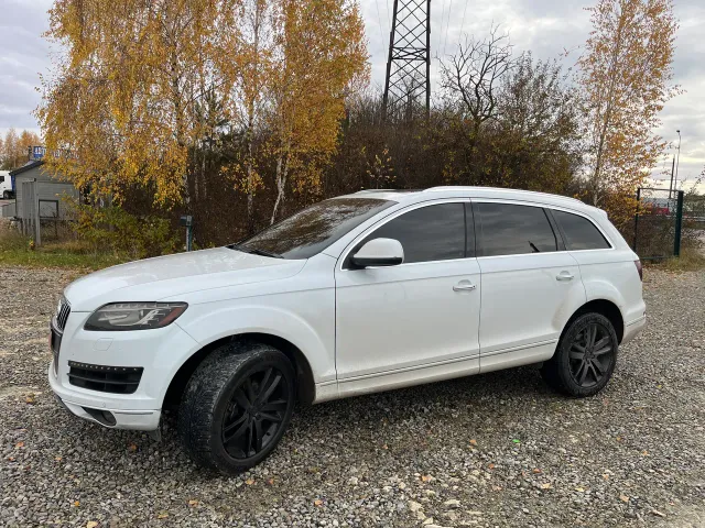 Audi Q7 - фото 4