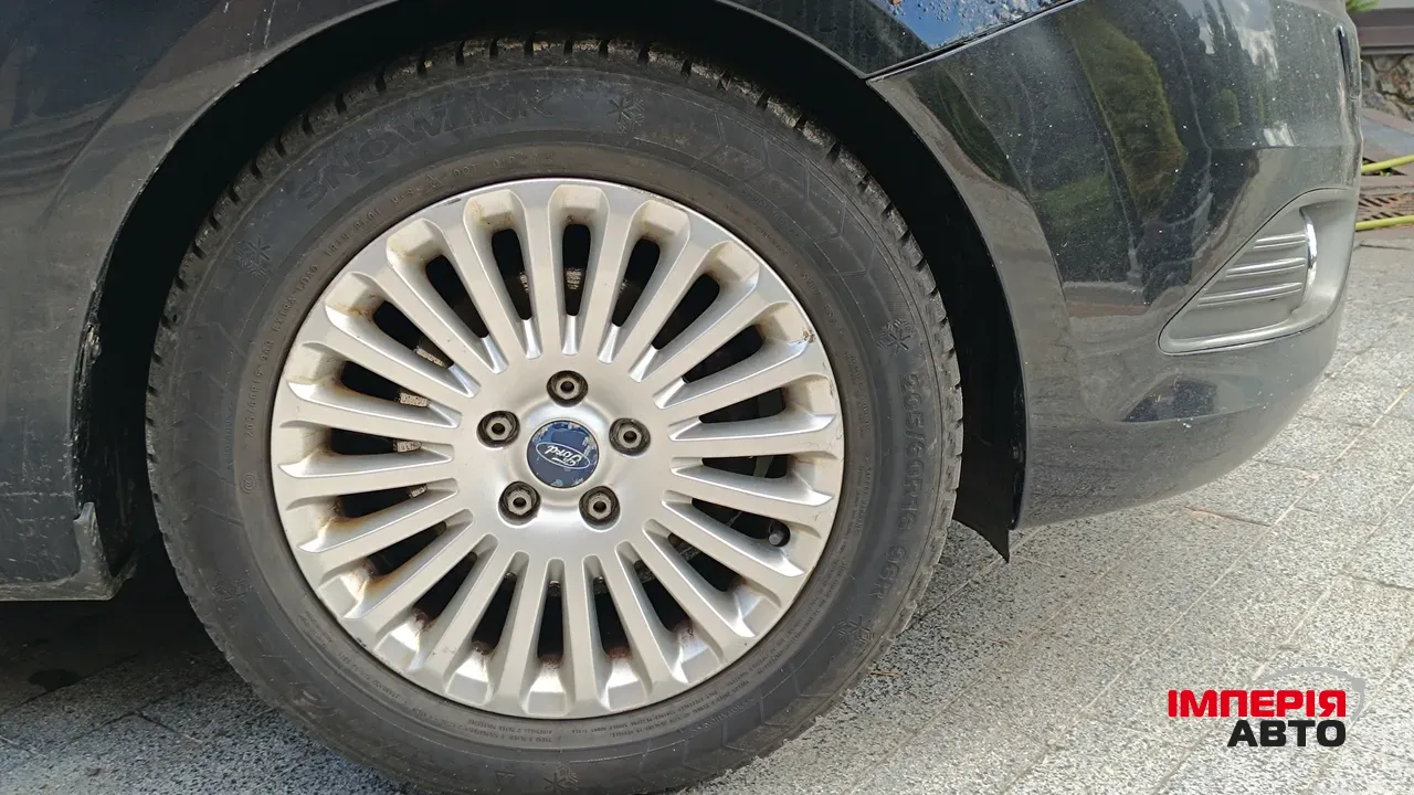 Ford Focus - фото 48