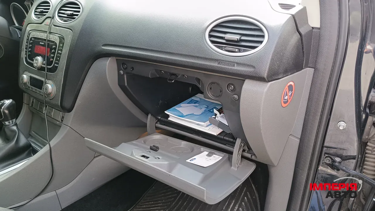 Ford Focus - фото 14