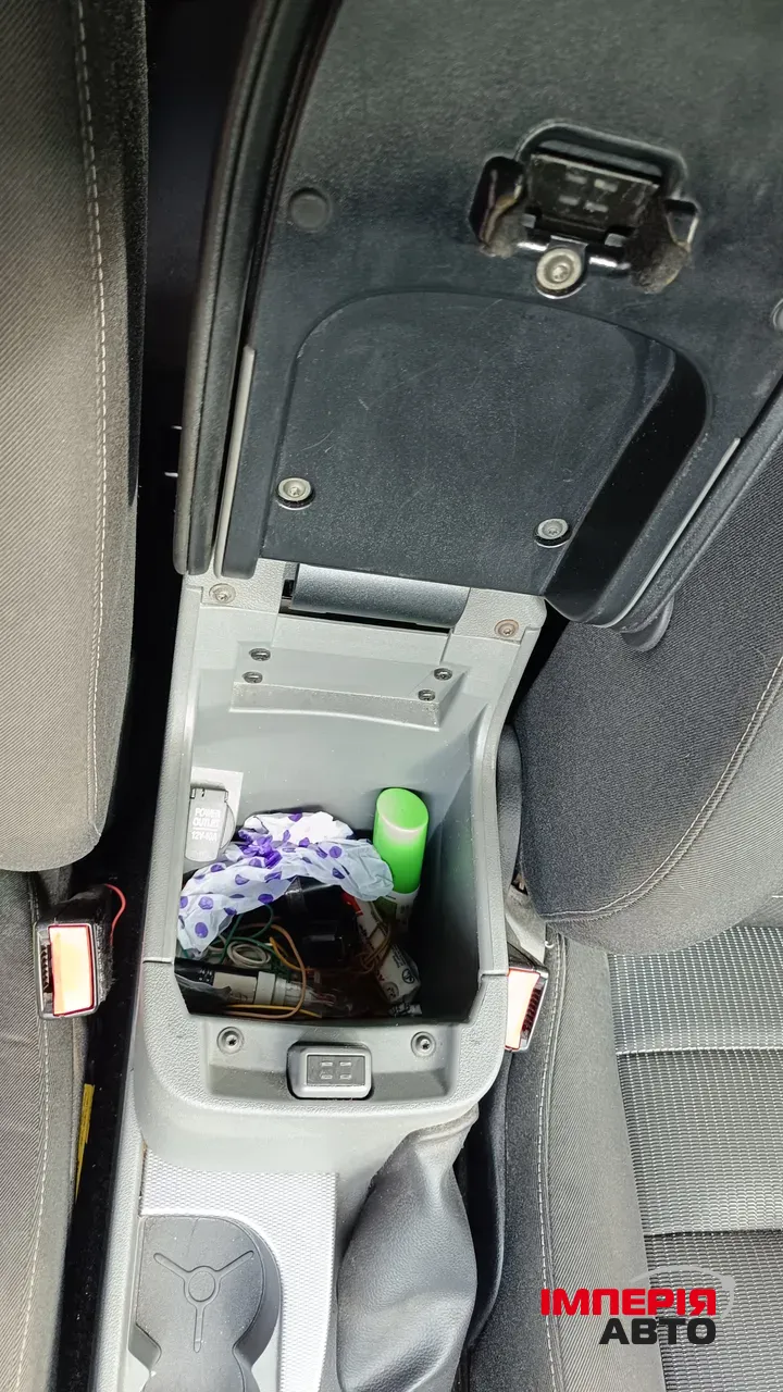 Ford Focus - фото 16