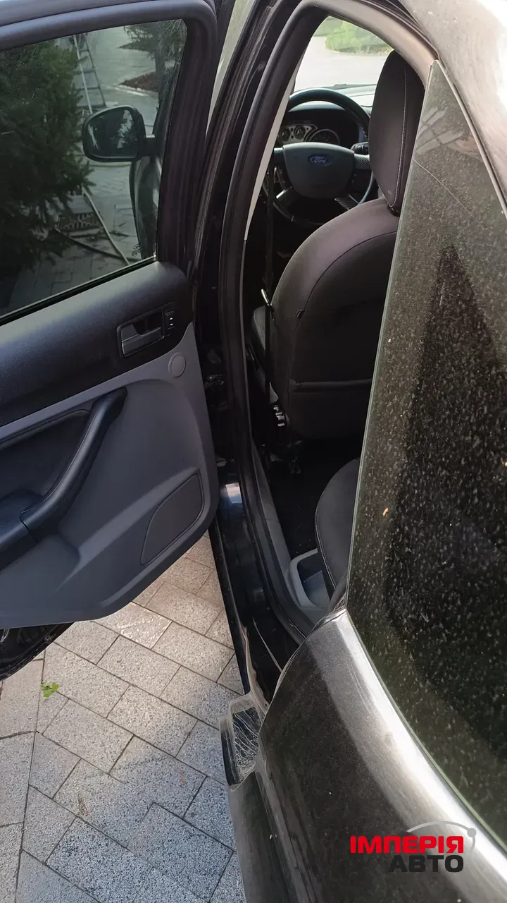 Ford Focus - фото 21
