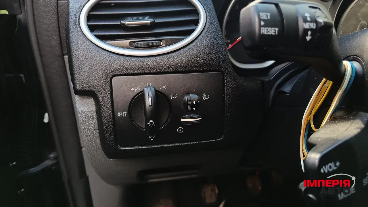 Ford Focus - фото 33