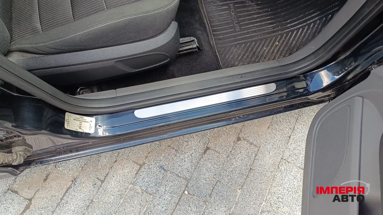 Ford Focus - фото 18