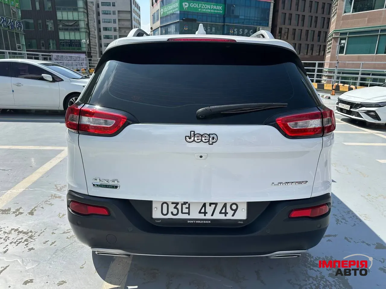 Jeep Cherokee - фото 2