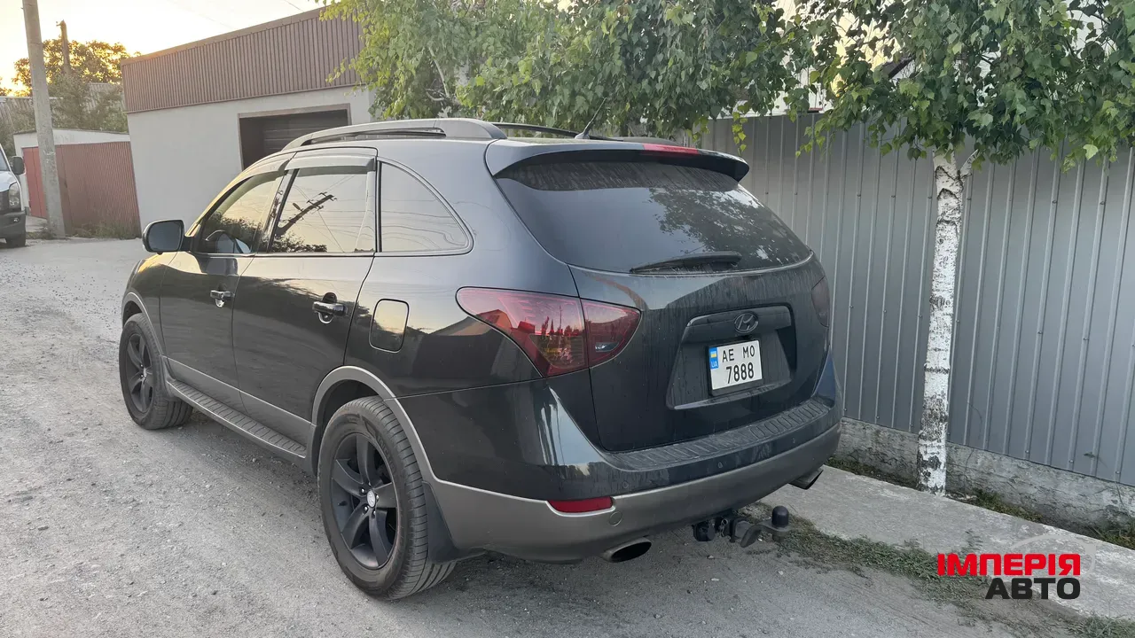 Hyundai Veracruz - фото 3