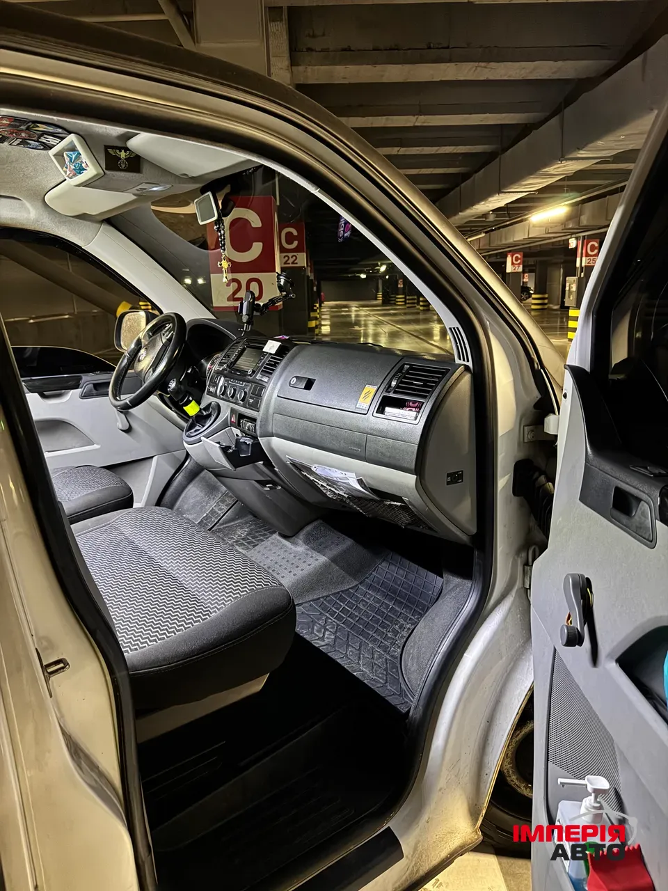 Volkswagen Transporter - фото 5