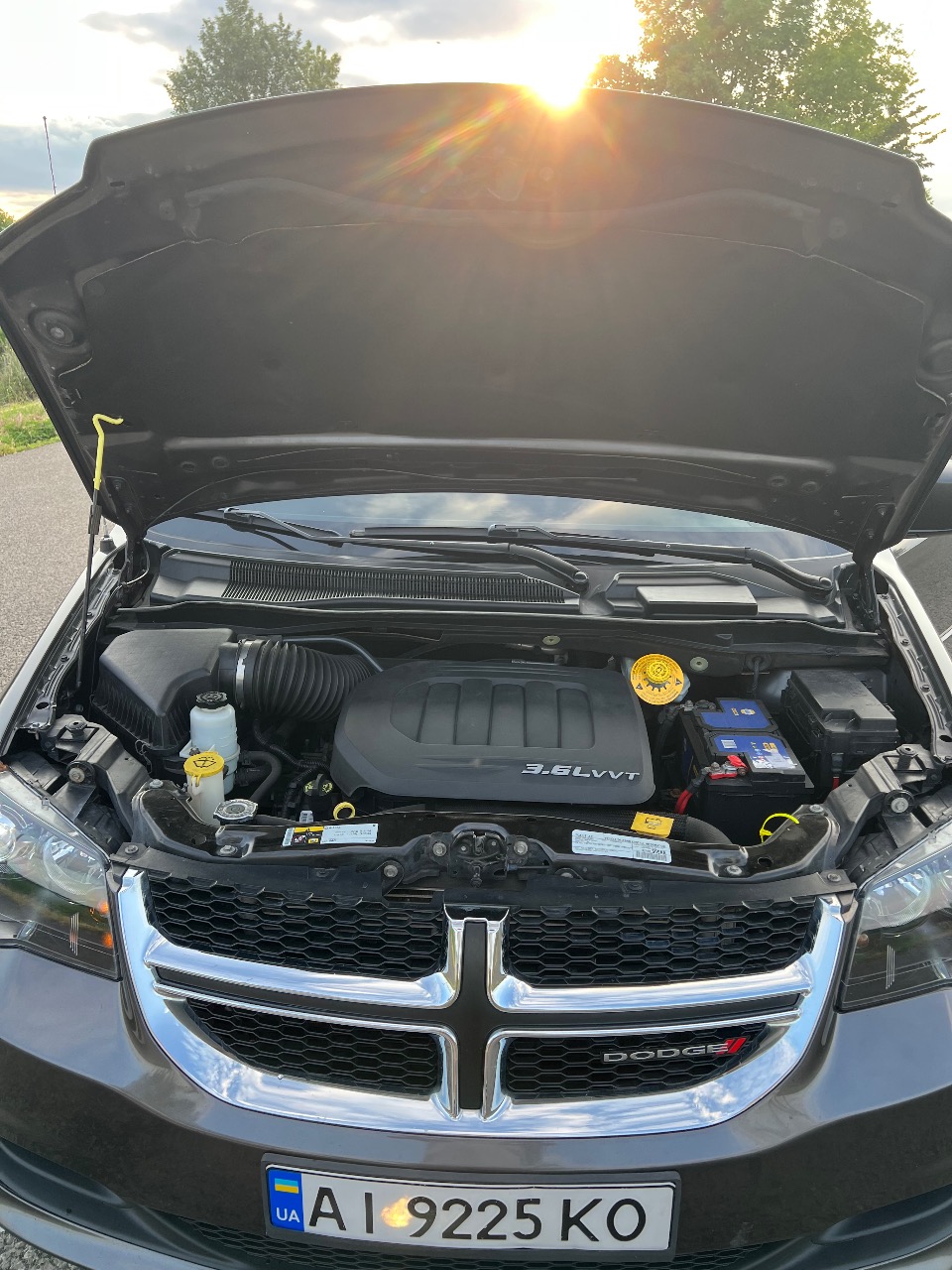 Dodge Caravan - фото 15