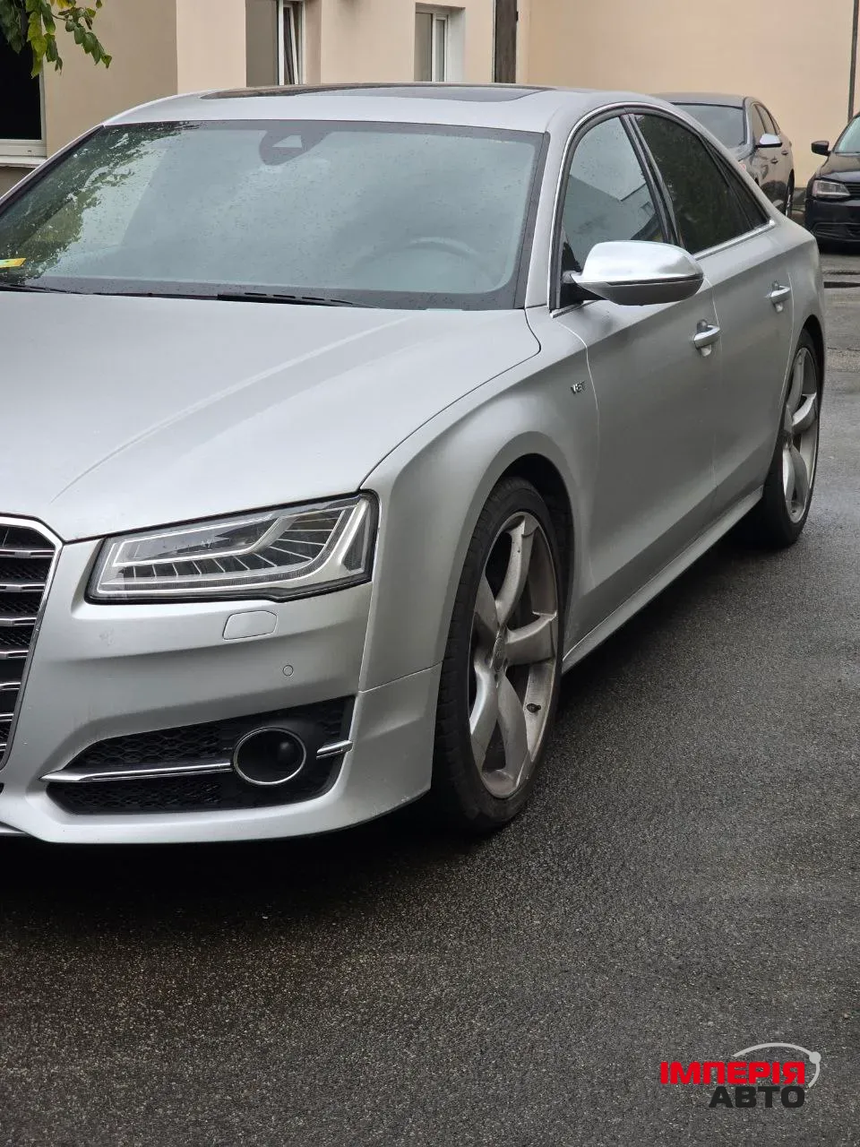 Audi S8 - фото 2