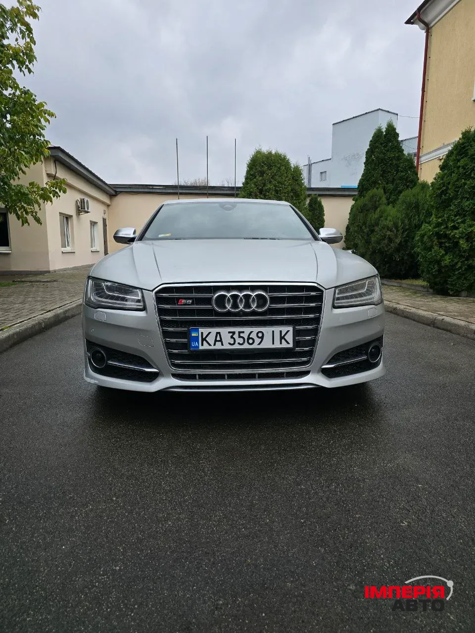 Audi S8 - фото 4