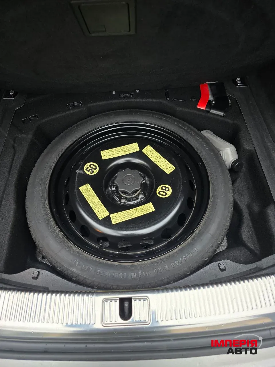 Audi S8 - фото 27