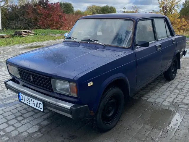 Lada (ВАЗ) 2105 - фото 1