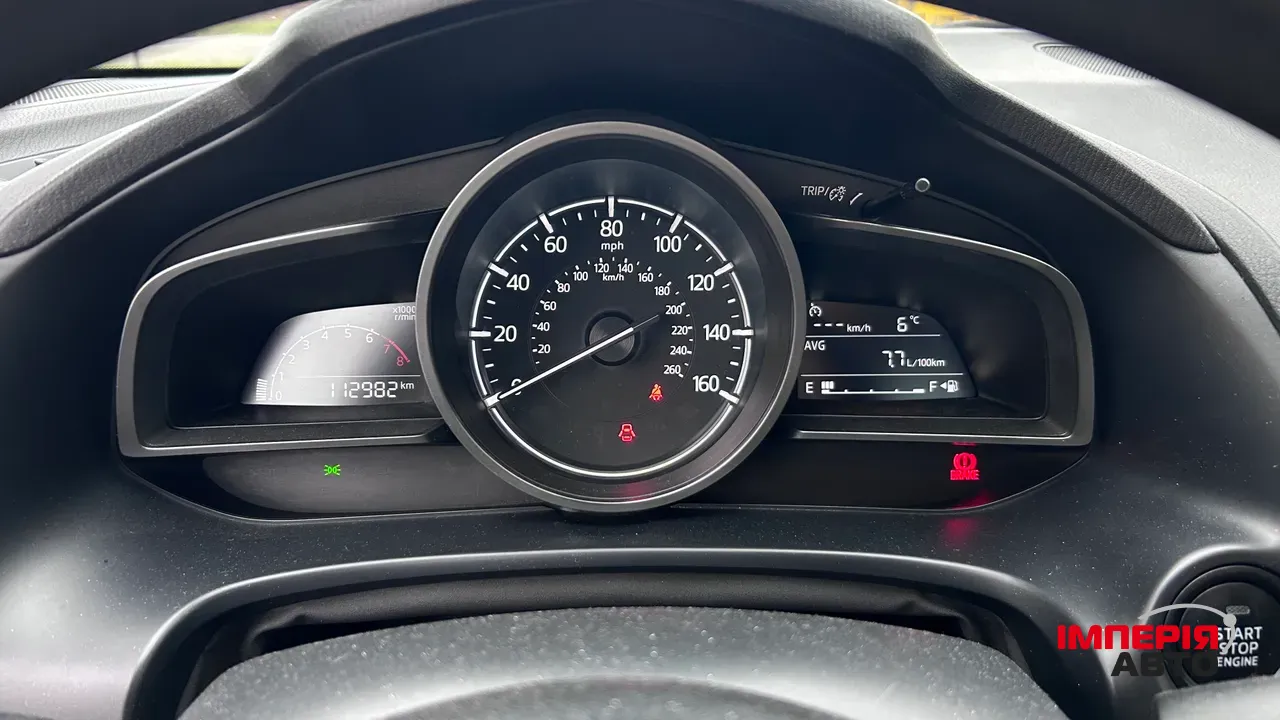 Mazda 3 - фото 13