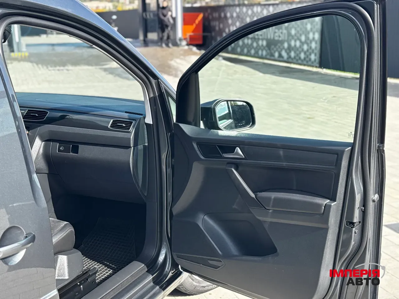 Volkswagen Caddy - фото 37