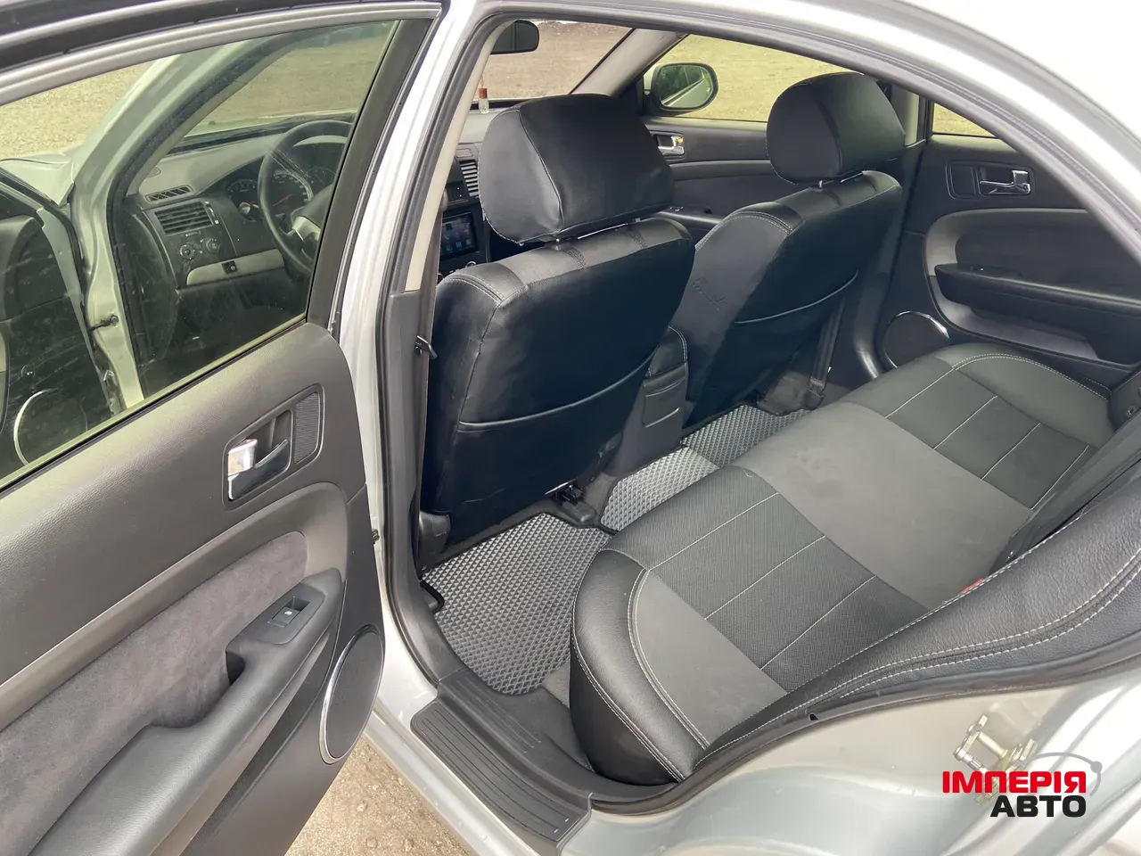 Chevrolet Epica - фото 7