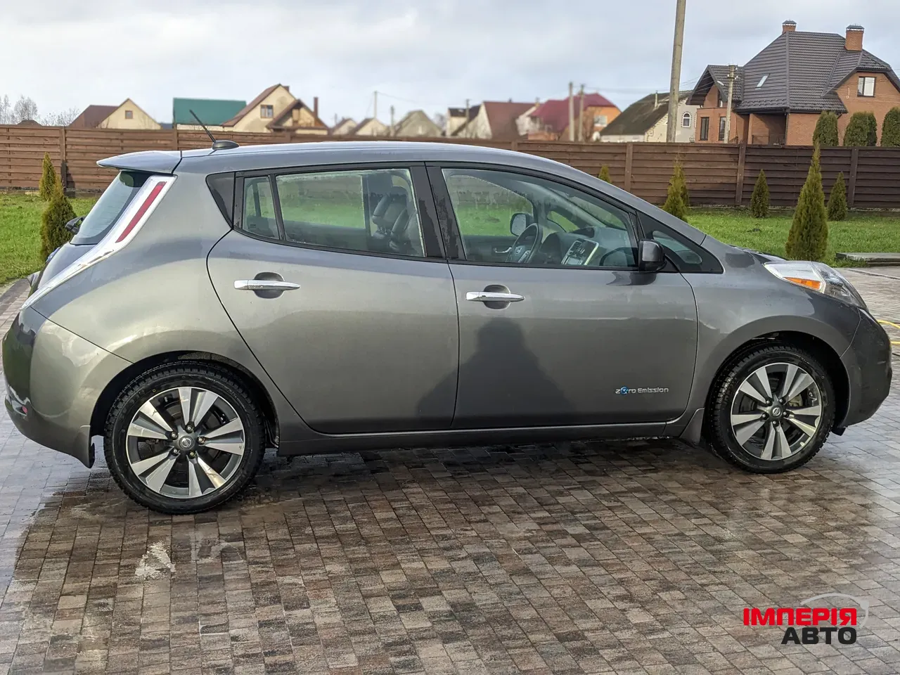 Nissan Leaf - фото 10