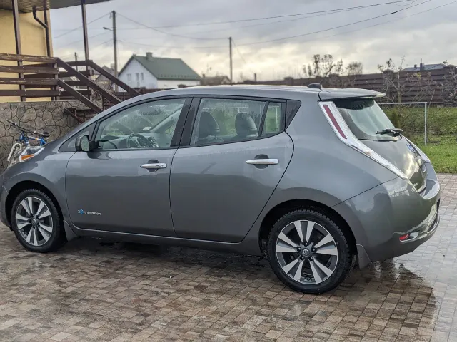 Nissan Leaf - фото 3
