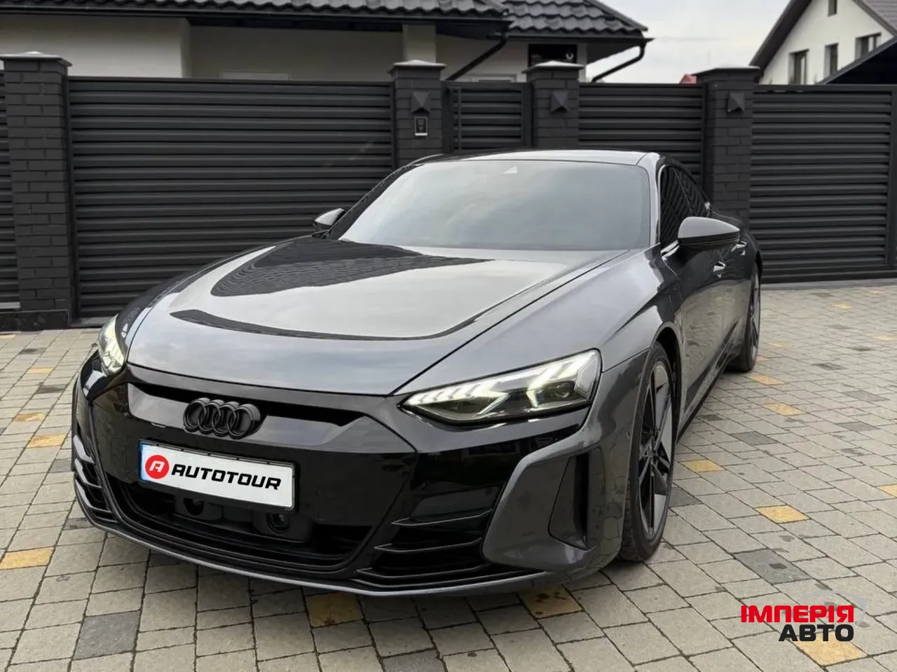 Audi RS e-tron GT - фото 1