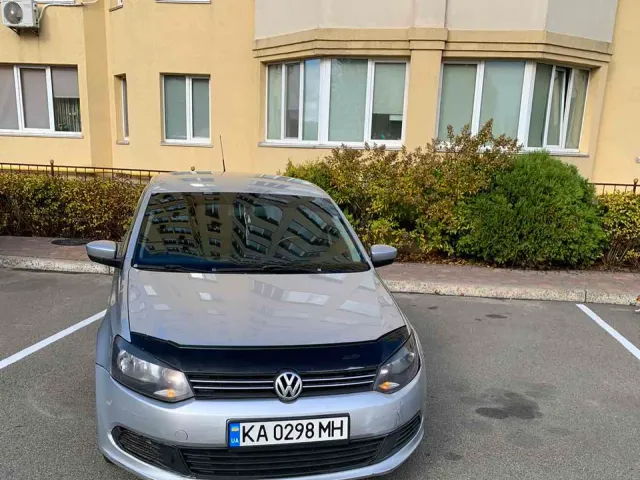 Volkswagen Polo - фото 2