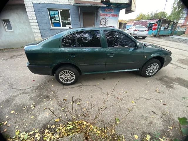 Skoda Octavia - фото 3