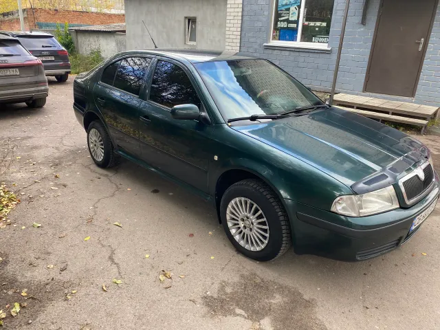 Skoda Octavia - фото 2