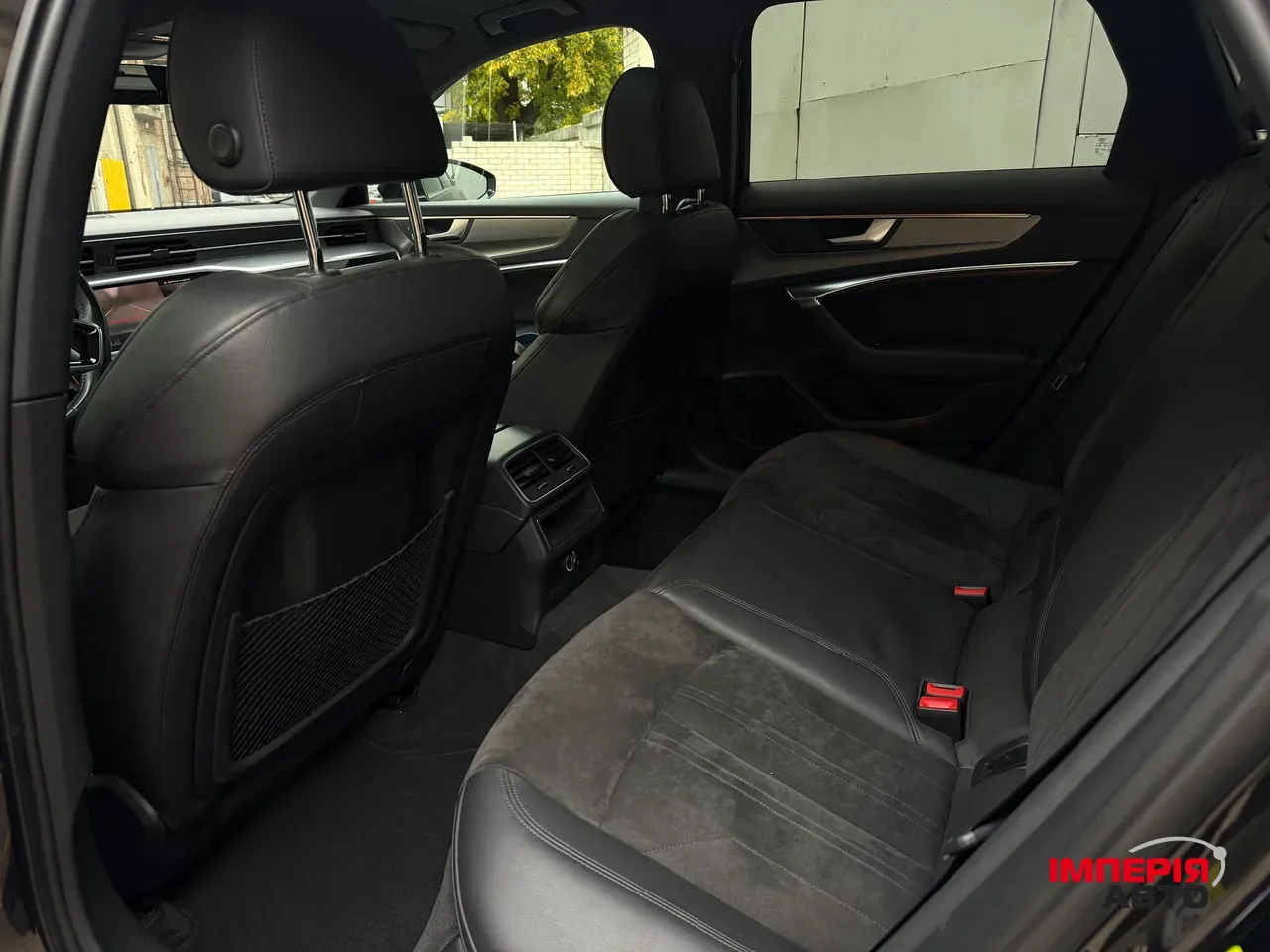 Audi A6 - фото 2