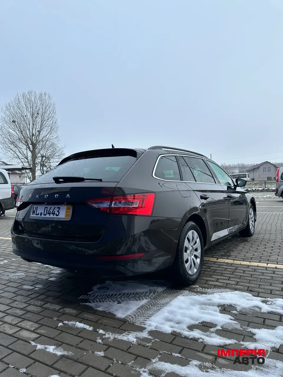 Skoda Superb - фото 8