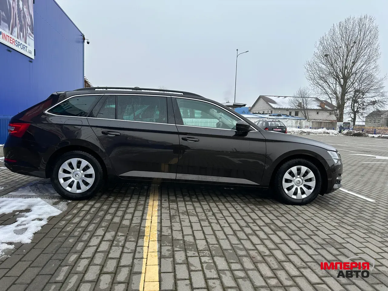Skoda Superb - фото 15