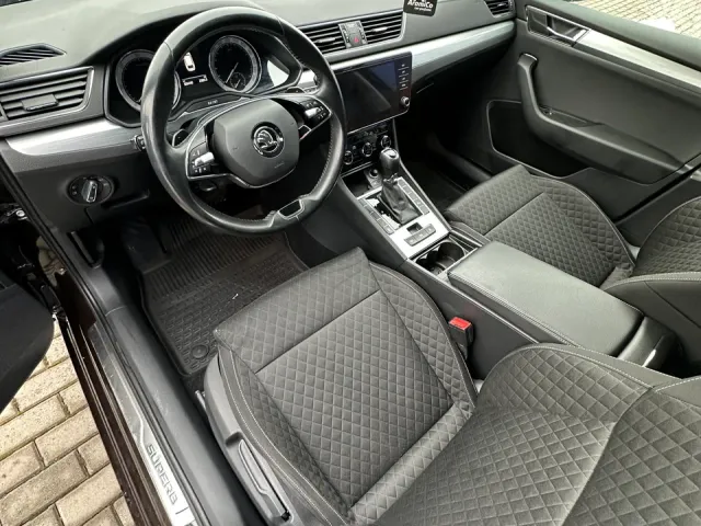 Skoda Superb - фото 5