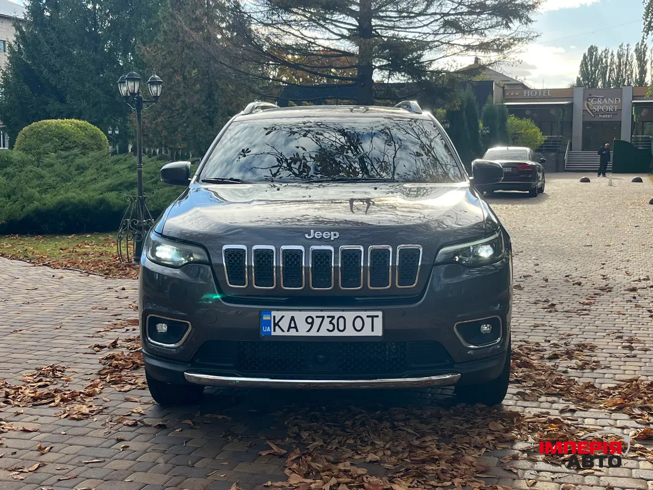 Jeep Cherokee - фото 4