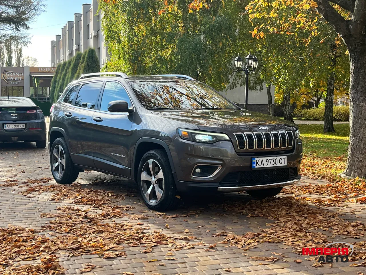 Jeep Cherokee - фото 3
