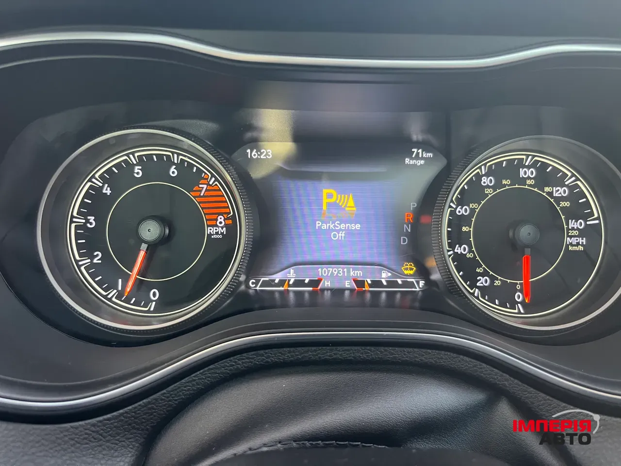 Jeep Cherokee - фото 46