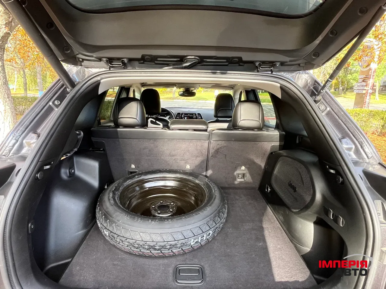 Jeep Cherokee - фото 16