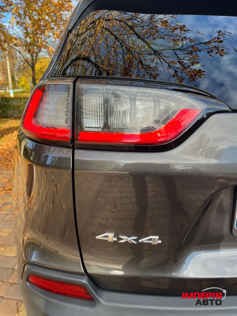 Jeep Cherokee - фото 21