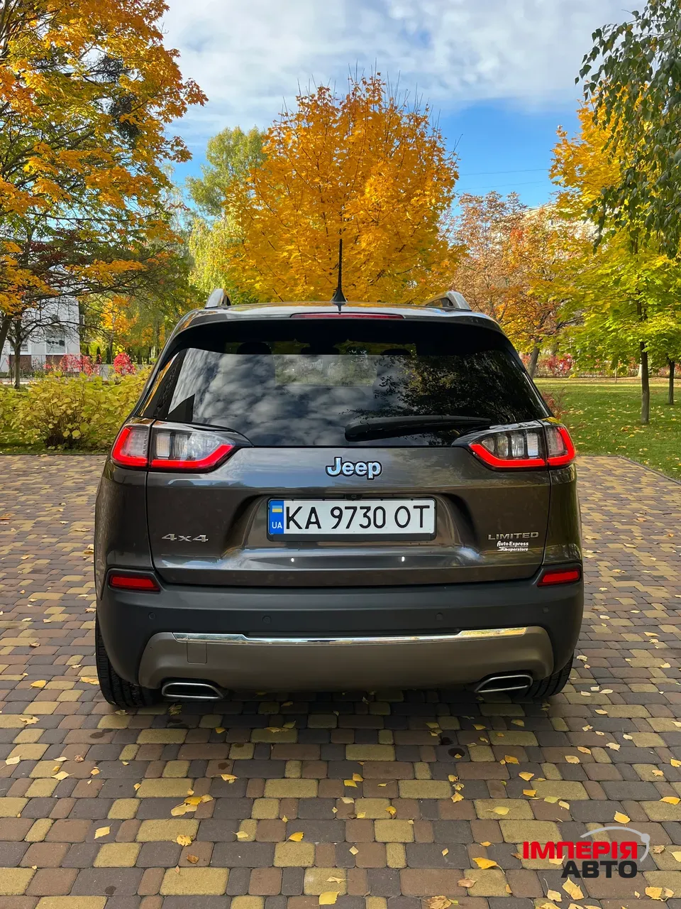 Jeep Cherokee - фото 9