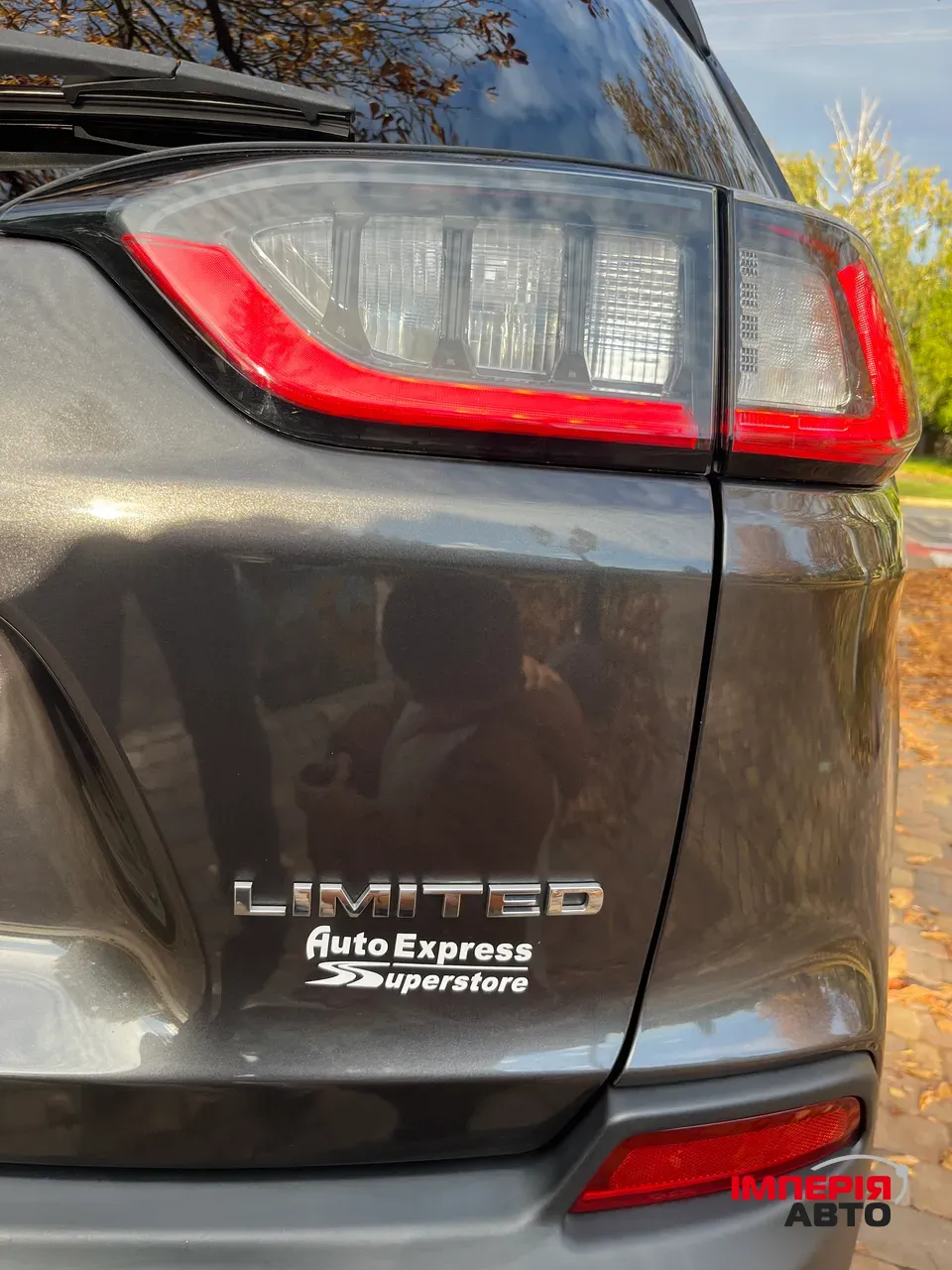 Jeep Cherokee - фото 25