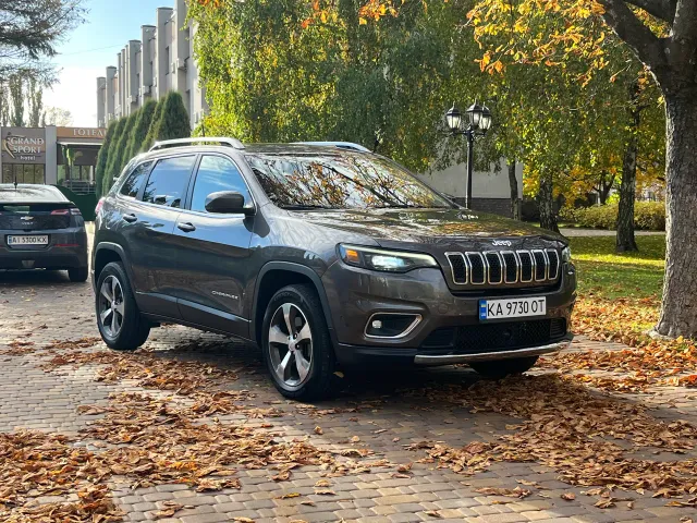 Jeep Cherokee - фото 5