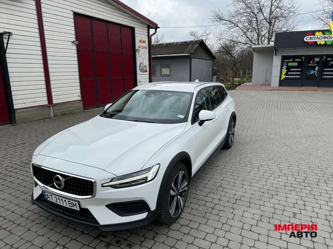 Volvo V60 Cross Country - фото 4