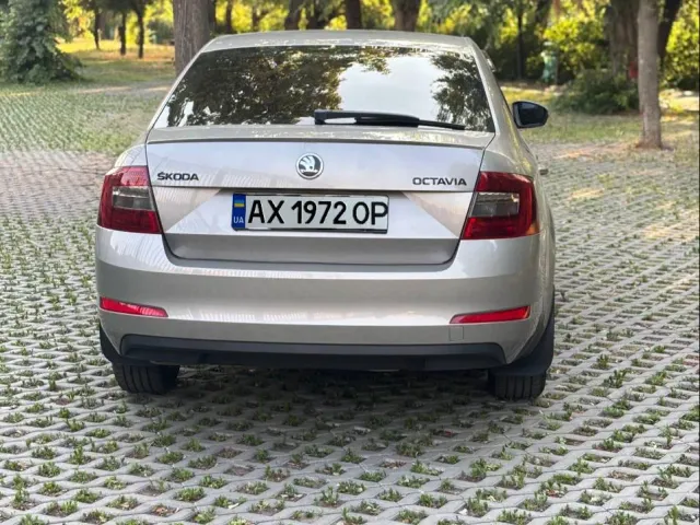 Skoda Octavia - фото 5