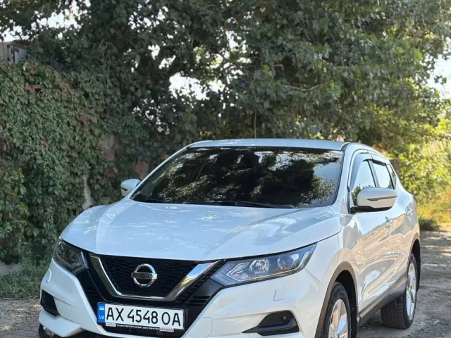 Nissan Qashqai - фото 2
