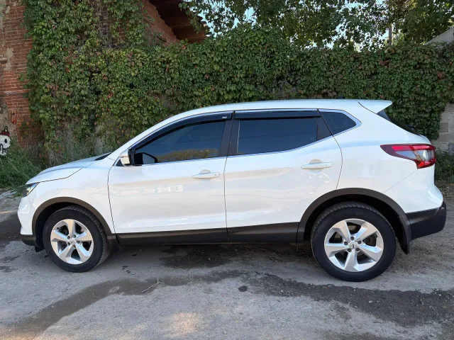 Nissan Qashqai - фото 3